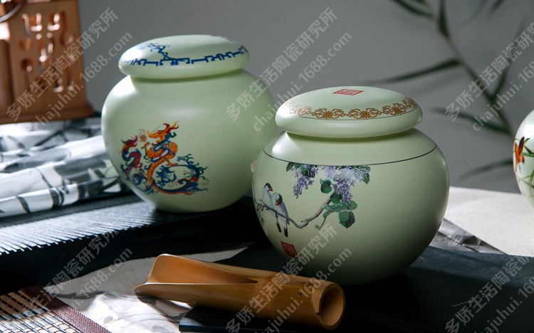 厂家批发供应陶瓷茶叶罐可定制LOGO普洱茶罐密封罐陶语小号陶瓷罐