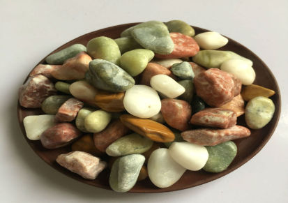 登峰生产销售景观用彩色水洗石 胶粘石子 洗米石石子 砾石