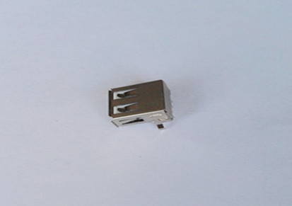 USB 2.0 A 母座 90° 短体 DIP
