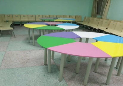 团体活动辅导室必备的产品之一团体活动桌多功能彩色变形桌椅