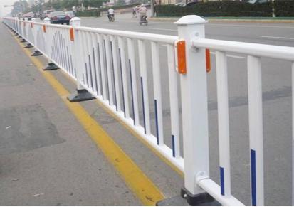 京式道路护栏 交通安全防护护栏 道路护栏厂家 欢迎电话咨询