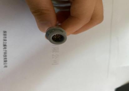 泉立威一拖一电源线冠簧母针兼容雷莫塑料连接器