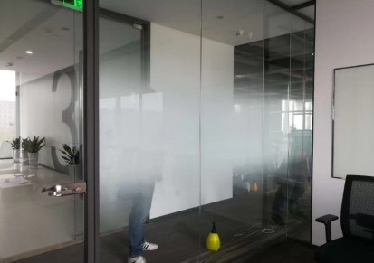 上海玻璃贴膜安装工