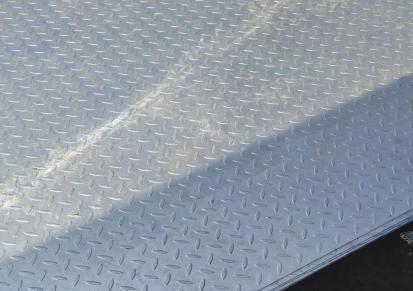 马钢 花纹板 热镀锌花纹钢板 1.5~12毫米厚货全踏步防滑 可折弯定制长度