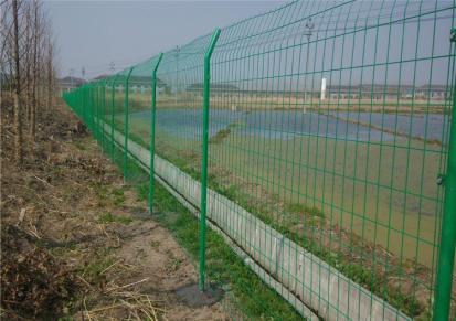现货 双边丝护栏网 圈地护栏 厂区围栏 绿色铁丝网