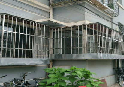 北京大兴防盗窗厂家加工防护栏定制不锈钢