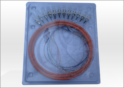 厂家直销 供应优质束状尾纤 跳线 SC多模12芯尾纤 （图）