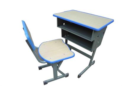 郑州学生课桌椅定做 学生课桌椅工厂 新科教育