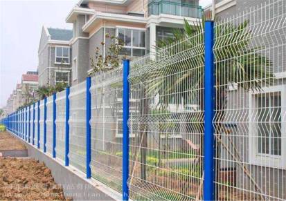 现货绿色浸塑铁丝网框架护栏网铁路防护网
