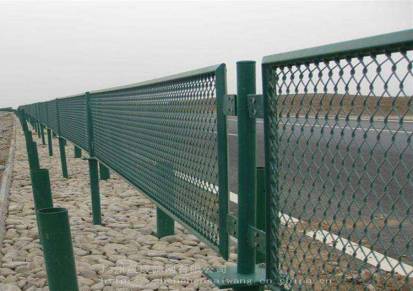 珠海高速中间隔离围栏汕头道路隔离防眩网厂家浸塑钢板网护栏