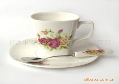 供应两件套贵妃花、蓝玫瑰礼盒咖啡对杯 陶瓷精心制作附带咖啡勺