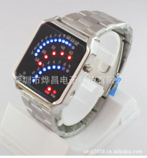 LED硅胶手表电子表 电子表LED手表 时尚LED电子表