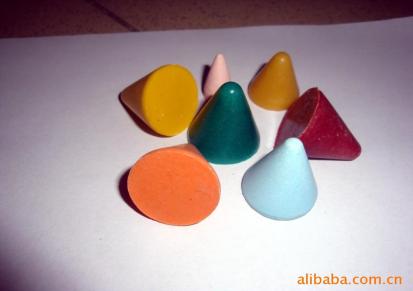 供应塑胶石/树脂石/圆锥塑胶石/三角形塑