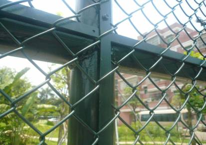 恺嵘篮球场球场围网龙岩运动场围栏护栏网浸塑足球场护栏网