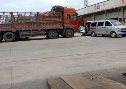 广州白云区6米8平板货车出租珠三角搬厂包车运输全国物流长短途