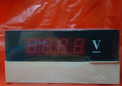 DP35 数显电流表 48X96 电压表