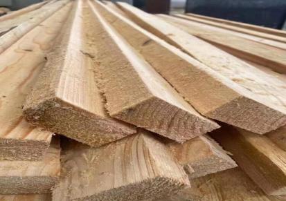士伟木材厂 樟子松建筑木方 不开裂原木色长方形