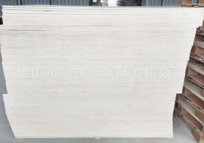 厂家直销 夹板原材料 松木胶合板夹板  多层夹板 现货供应