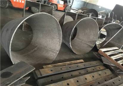 供应化工设备用堆焊耐磨钢管86