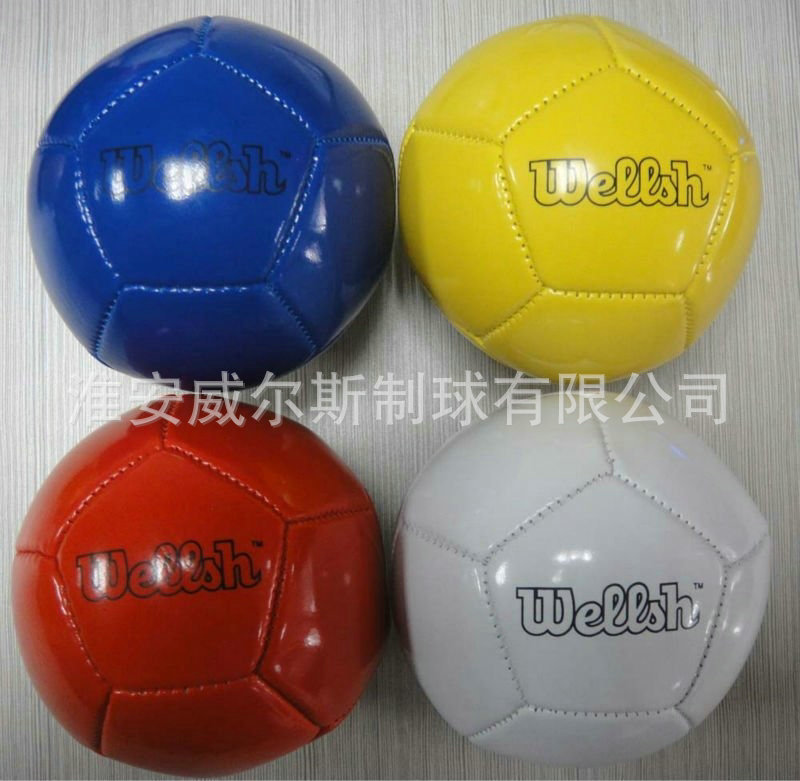 12片PVC材料机缝足球，价格6.20元.J0PG (4)