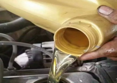 液力传动油柴油机油 重汽机油 重汽车辆专用润滑油生产厂家