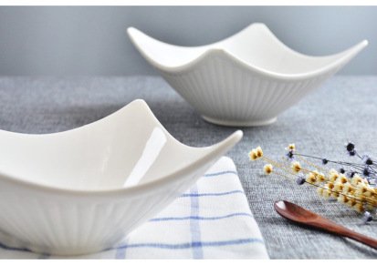 东方红条纹碗  陶瓷饭碗 陶瓷 沙拉  碗水果沙拉碗 陶瓷陶瓷餐具