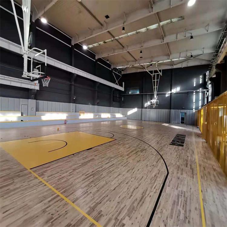 奇财体育 主副龙骨篮球馆运动木地板 原木选材纹理清晰性能稳定 