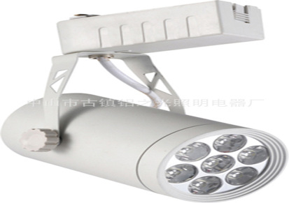 厂家直销大功率节能LED导轨灯 传统创意