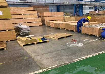 天津仁和兴木制品包装 专业生产木箱 减震木箱 钢带木箱