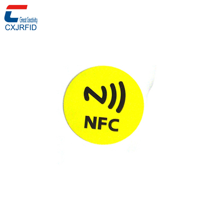 PET防水材质NFC芯片标签.jpg