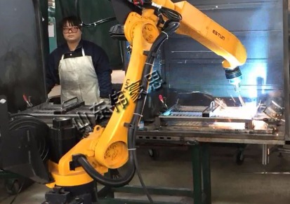 伟豪思焊接机器人  家电业焊接机器人