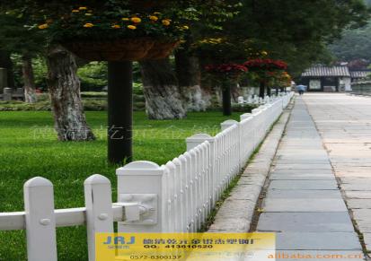 苏州市PVC护栏(塑钢围墙)(草坪栏杆)