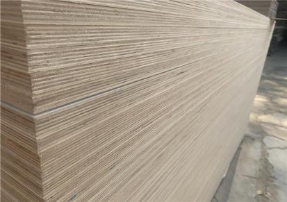 山东常宝宜多层板厂家直供 18mm 三次成型 杨桉多层生态板