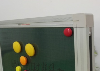 诺迪士厂家订做进口树脂绿板 教学壁挂式粉笔黑板 日通绿板磁性写字板