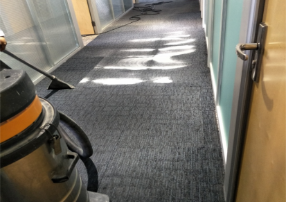 地毯清洗施工 客房办公室 东宇带设备上门定制方案