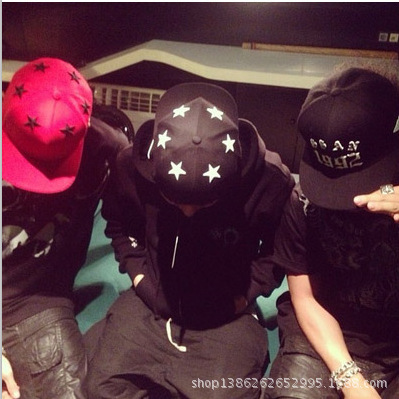 厂家直销 BIGBANG GD权志龙明星同款周边蛇皮帽 、棒球帽，平沿帽
