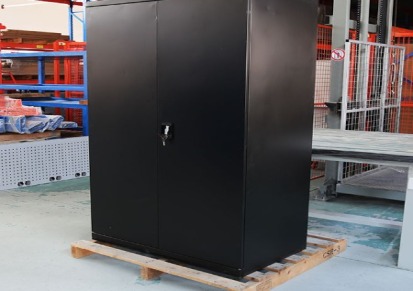 双开门黑色存储柜 使用工业级加厚冷轧钢 采用静电喷涂 天金冈仓储设备