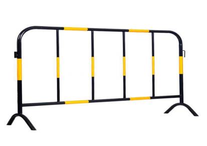 黑黄铁马护栏道路防障围挡可移动护栏人群隔离栅122米