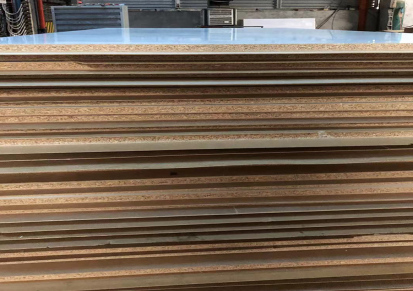 uv高光板批发商 宏誉钛瓷高光板 实木高光板价格表