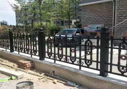 铝艺防护栏 适用范围广 铝合金护栏 普淋 现货供应 铝艺护栏 定制