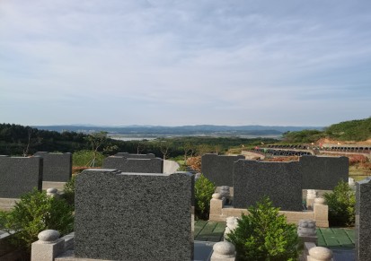十堰周边墓地公墓，规模较大，正规公墓