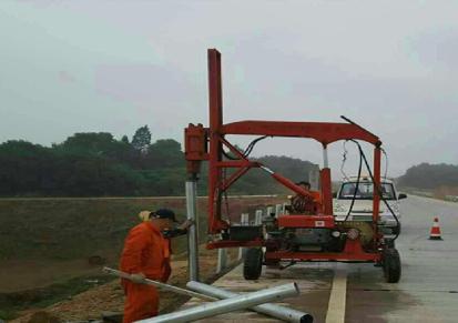 安徽黄山高速公路护栏厂家 波形梁钢护栏生产厂家 威景护栏厂家直销供应