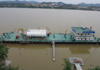 华南地区首艘78米LNG加注船
