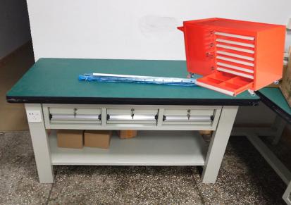 FIT模具台 年鑫隆订做工作桌款式 单人座工作台特点 六边形装配台