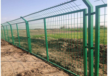 供应框架护栏网 浸塑铁丝框架护栏价低质优