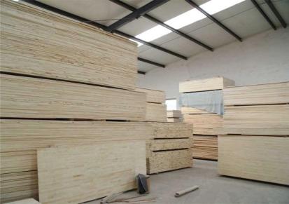 现货处理建筑板材 大型工地建筑木材 建筑木方 品种齐全