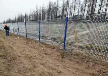 优质铁路护栏网厂家现货供应 公路护栏网围栏定制生产