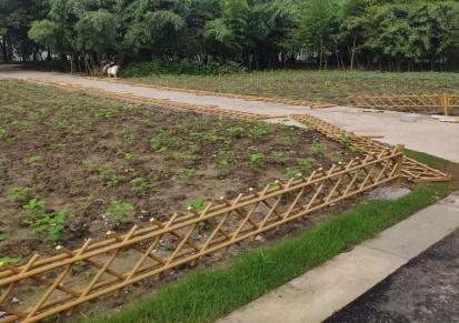 仿竹篱笆定制 于沙丝网 仿竹护栏 新型仿真竹护栏 篱笆仿竹围栏