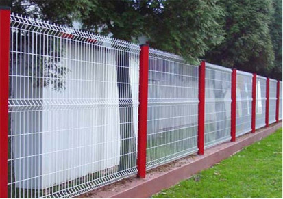 聚元 桃型柱护栏网 园林景区围栏 绿色护栏网 折弯防护栏