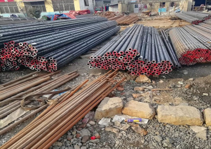 新疆克拉玛依15crmog合金钢管 20G无缝钢管行情钢材市场